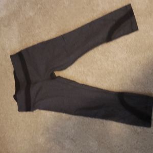 Lululemon crops